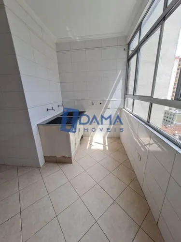 Apartamento com 3 quartos e cozinha fechada de 109 m² — photo 77