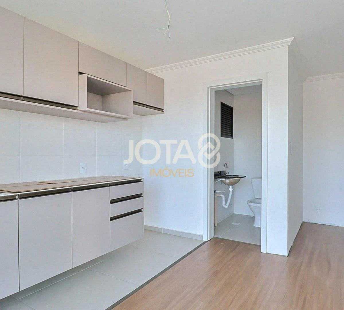 Apartamento, 69 m², com piso de madeira ou laminado — photo 8