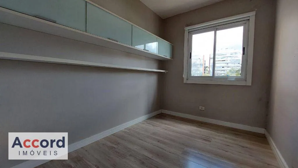 Furnished 3-bedroom apartment with 115 m² — photo 13