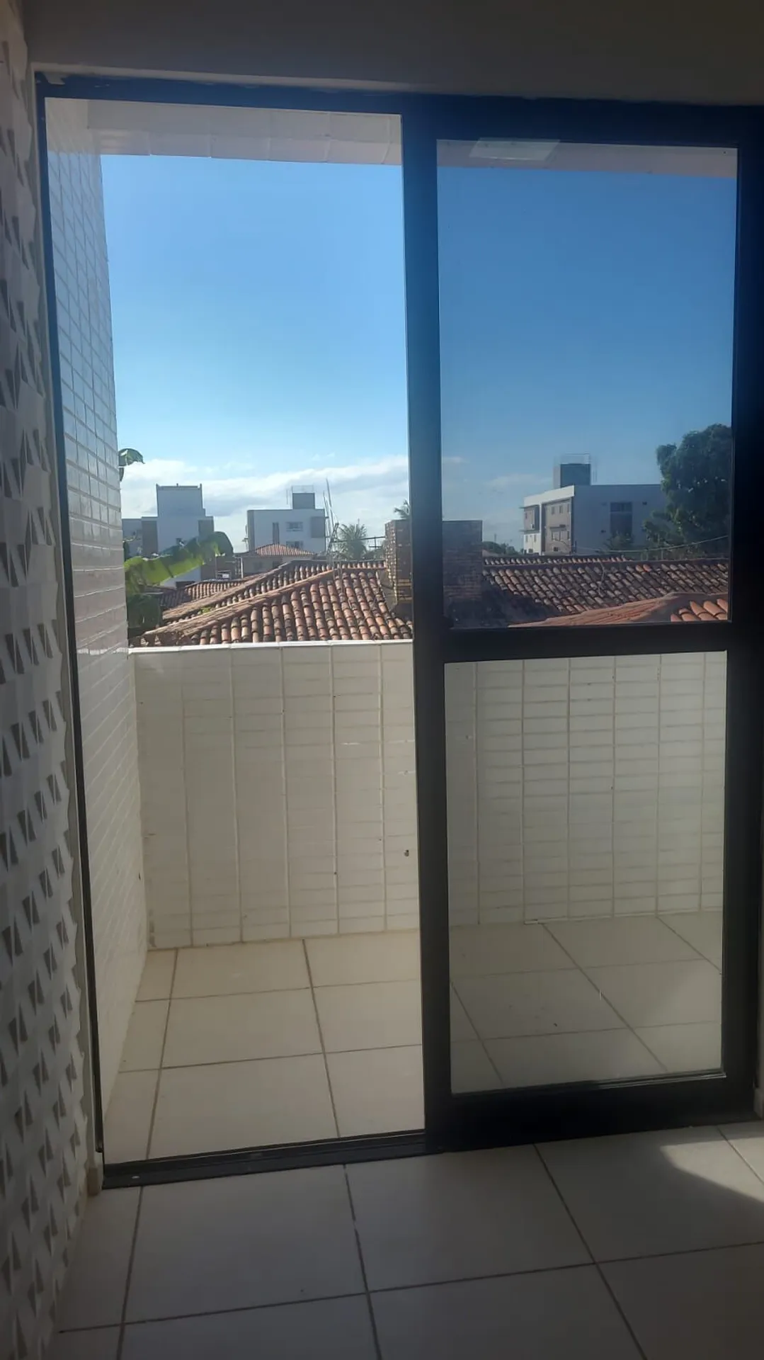 3-bedroom apartment, 1 with its own bathroom, 94 m² — photo 3