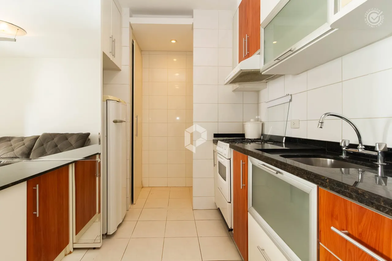 Furnished 1-bedroom apartment with a private BBQ — photo 7