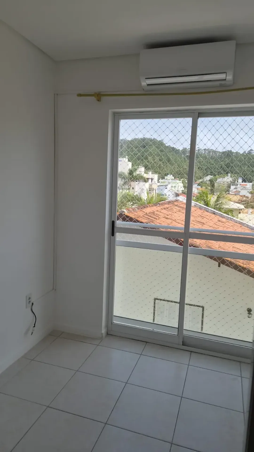 Apartment on the 1st floor with a washing machine — photo 6