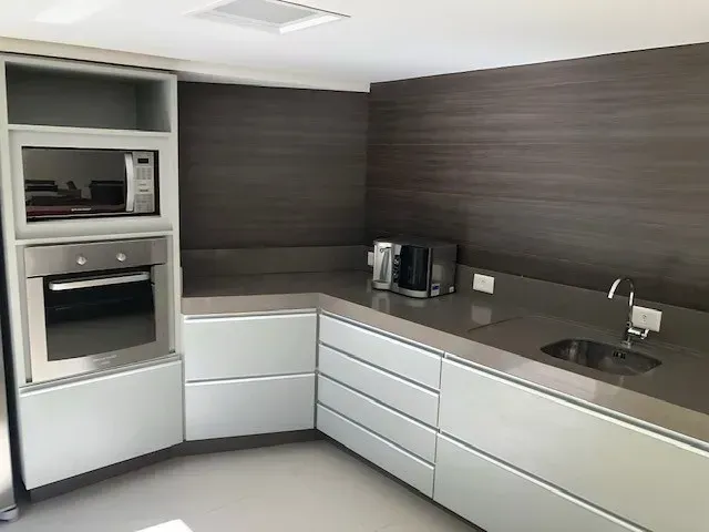 House with 6 en-suite bedrooms and 1372 m² — photo 36