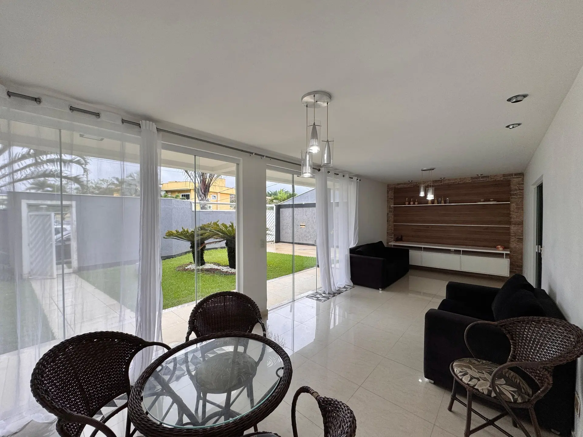 Casa mobiliada com 6 quartos e 6 banheiros — photo 31