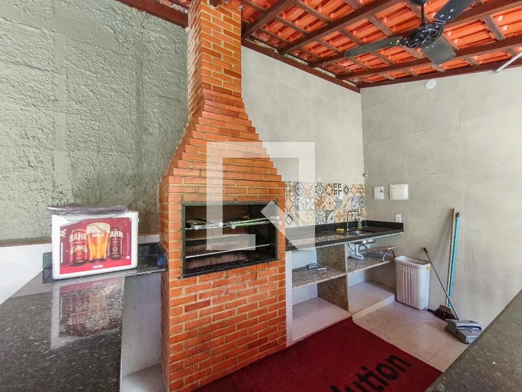Furnished 4-bedroom apartment with balcony — photo 109