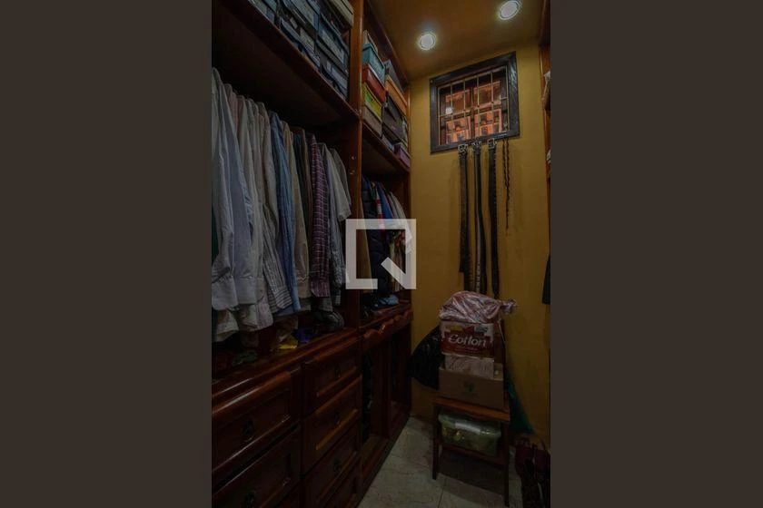 Casa de 450 m² con 6 dormitorios y 4 baños — photo 18
