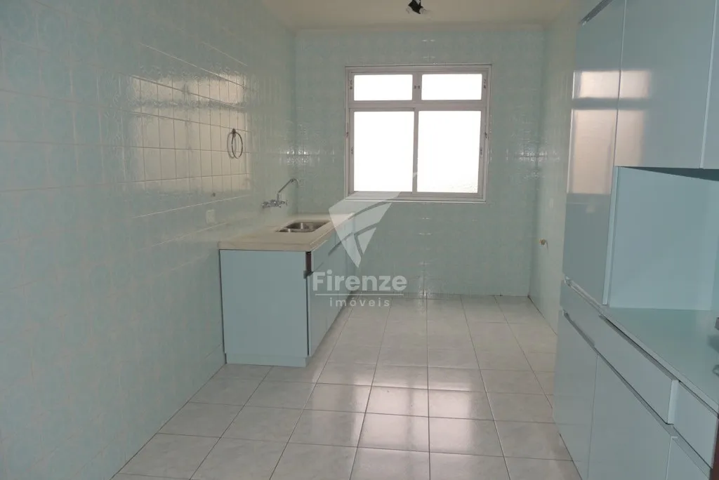 3-bedroom apartment with 1 suite and 2 parking spots — photo 11