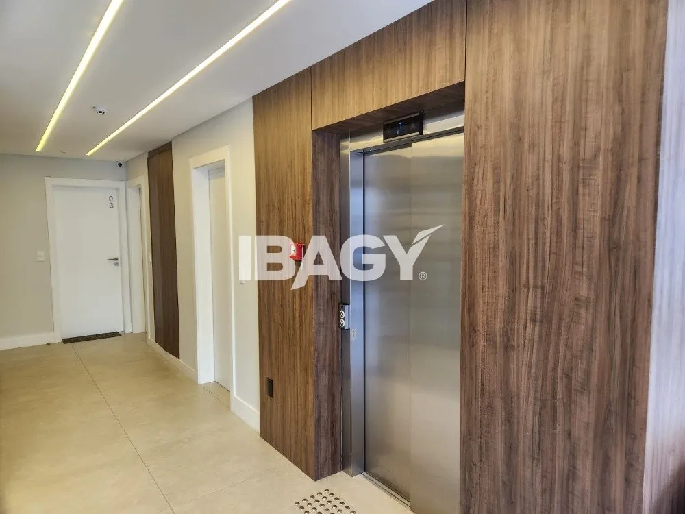 Furnished 35 m² studio with 1 bedroom and 1 bathroom — photo 32