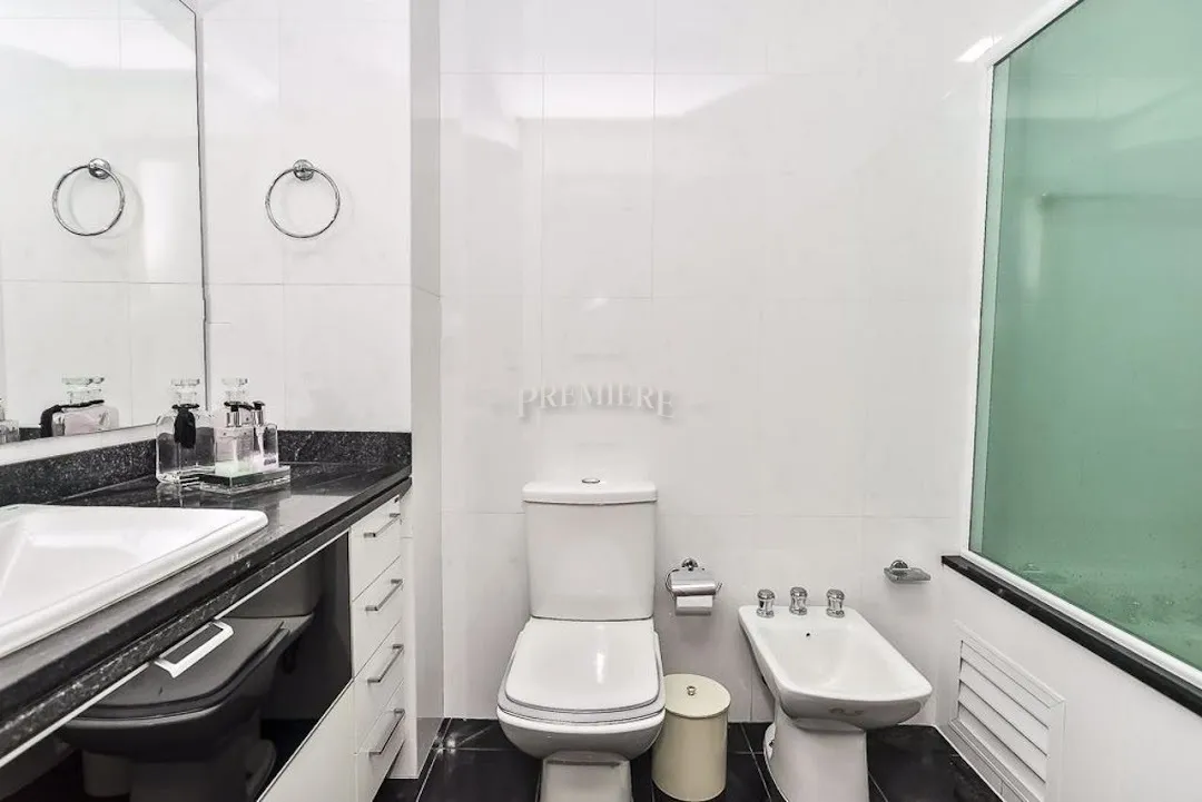Apartamento com 3 dormitórios e 4 banheiros — photo 40