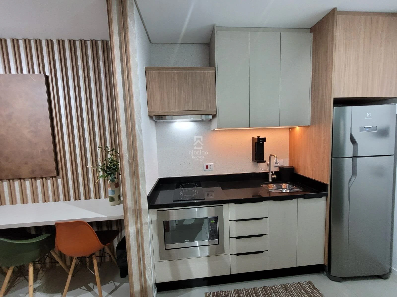 One-bedroom apartment with a home office in Curitiba — photo 4