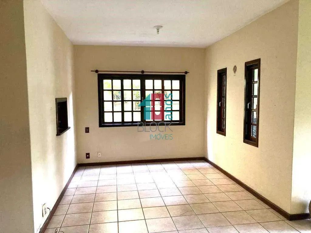 Casa de condomínio com 4 quartos e varanda com churrasqueira — photo 14