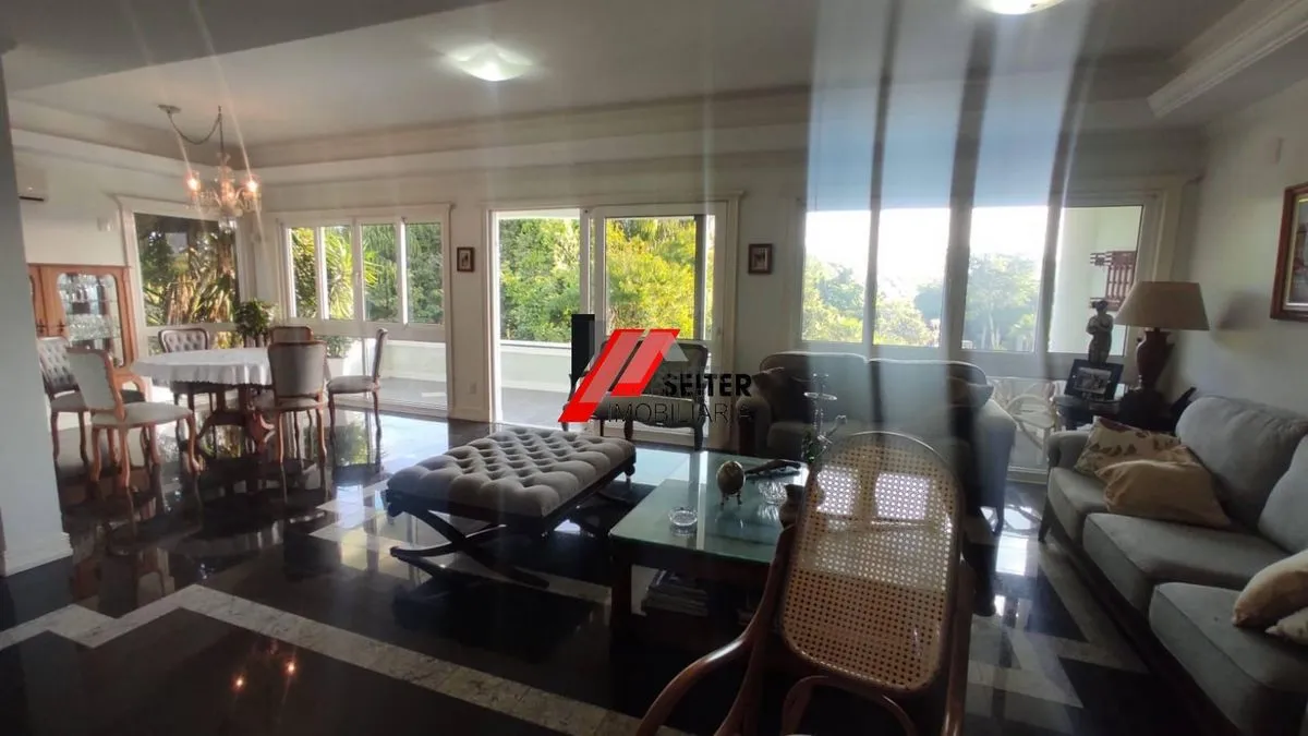 Rental house with 5 bedrooms and an open-plan kitchen — photo 6