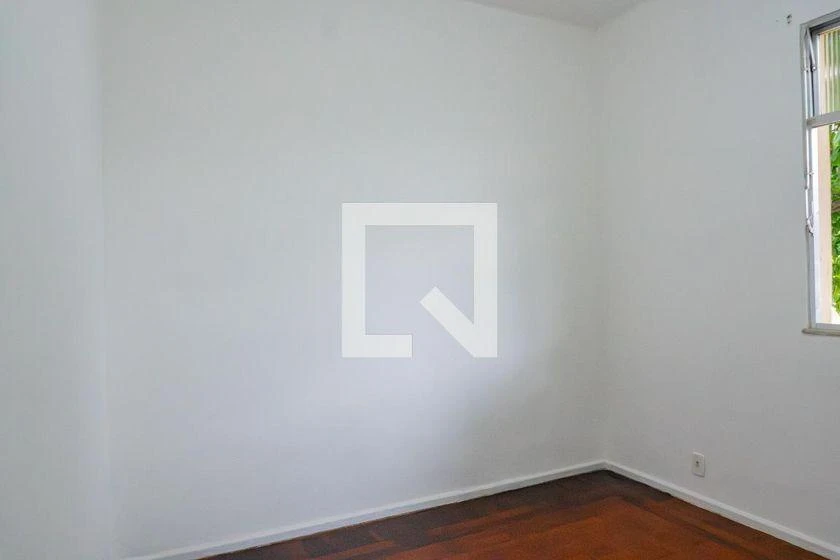 Apartment, 102 m², with wood or laminate floors — photo 17