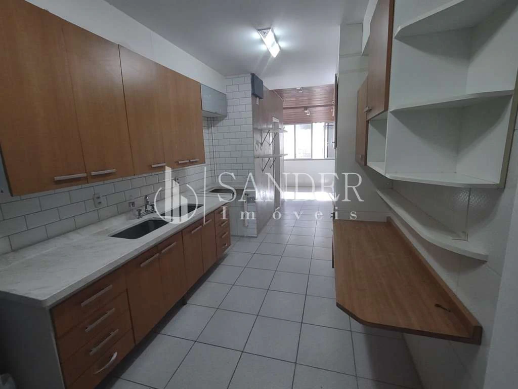 Penthouse with 4 bedrooms and 180 m² with terrace — photo 2