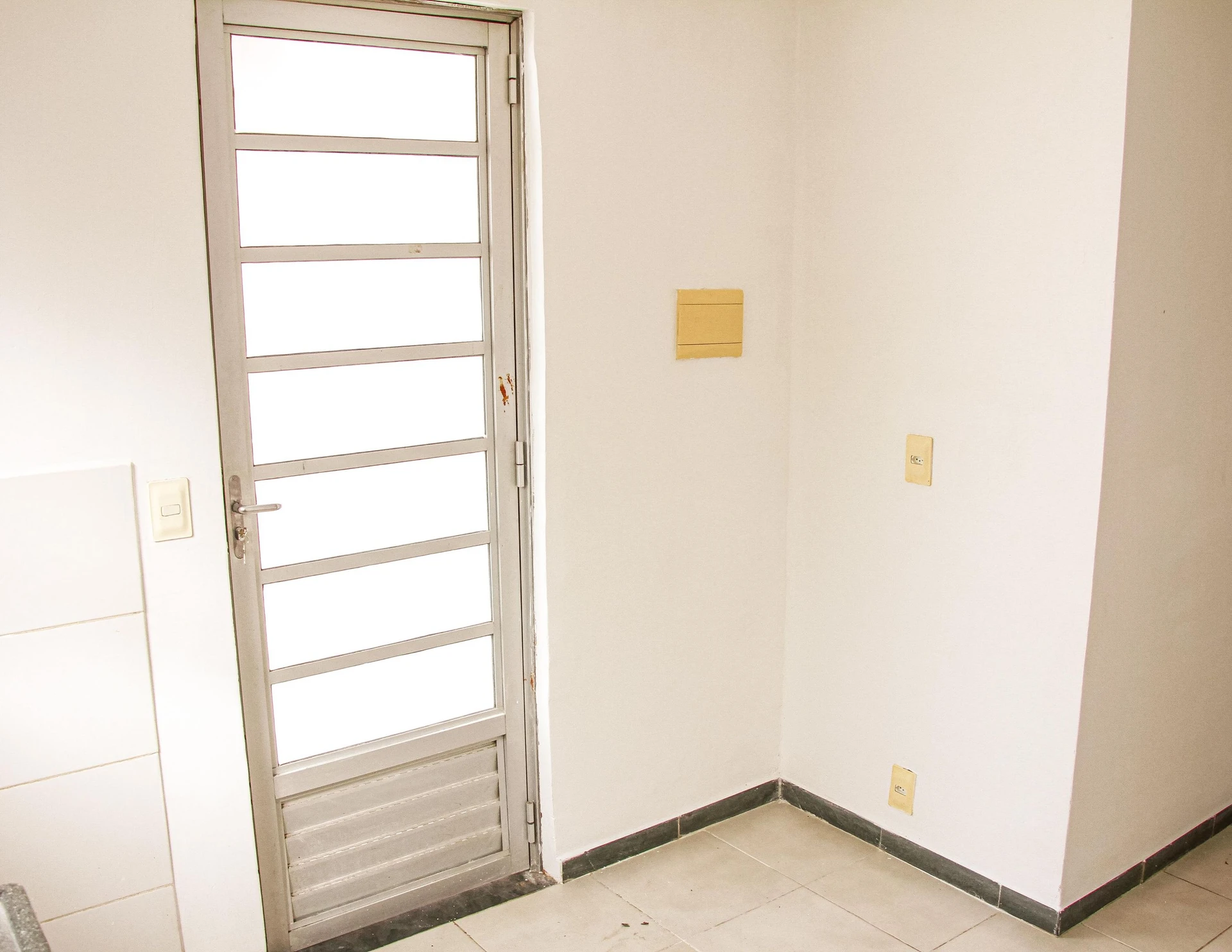 House with 3 bedrooms, 2 bathrooms and 2 parking spaces — photo 22