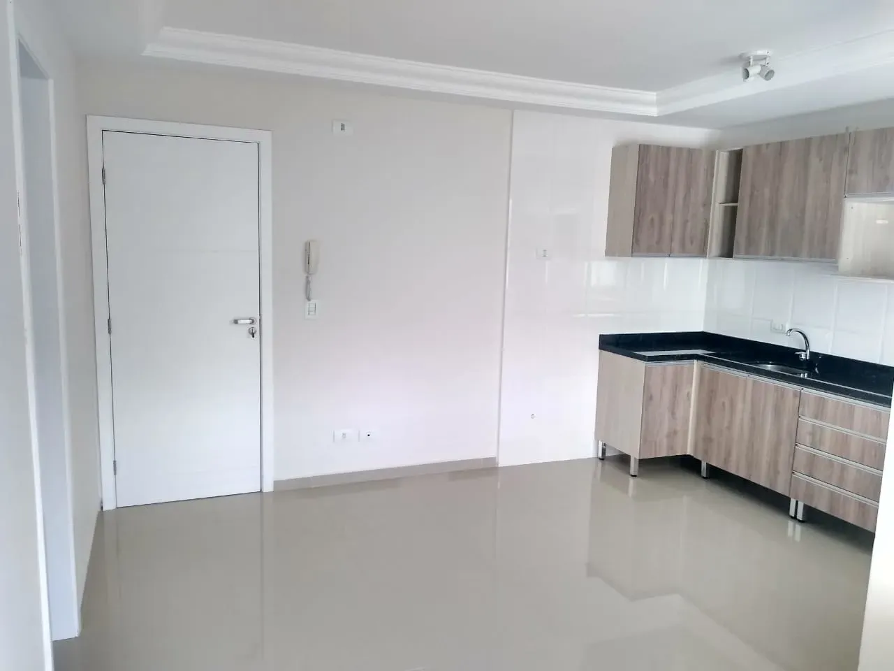 2-bedroom apartment, 1 with its own bathroom, 56 m² — photo 2