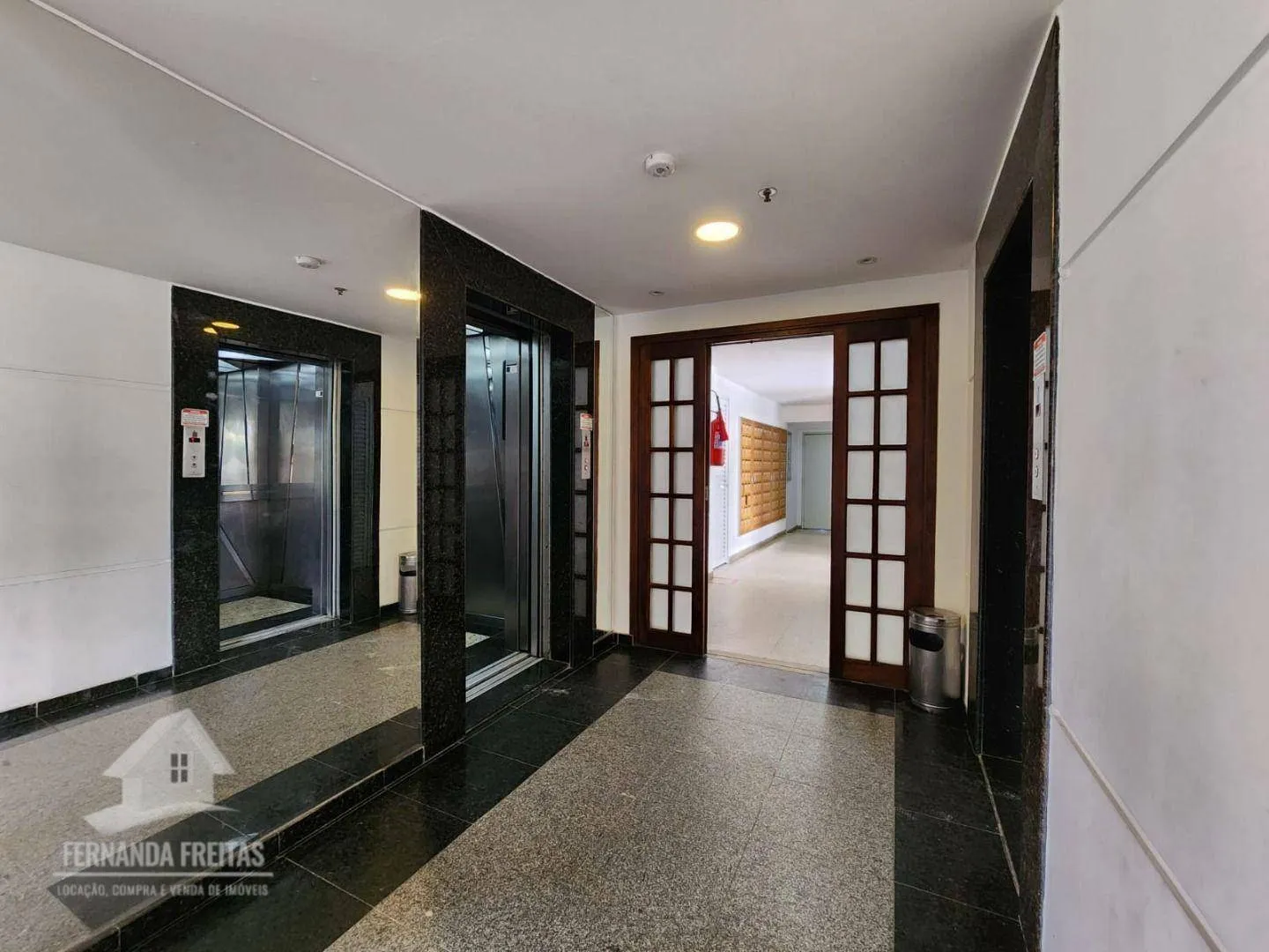 Furnished duplex penthouse with 3 bedrooms and 191 m² — photo 37