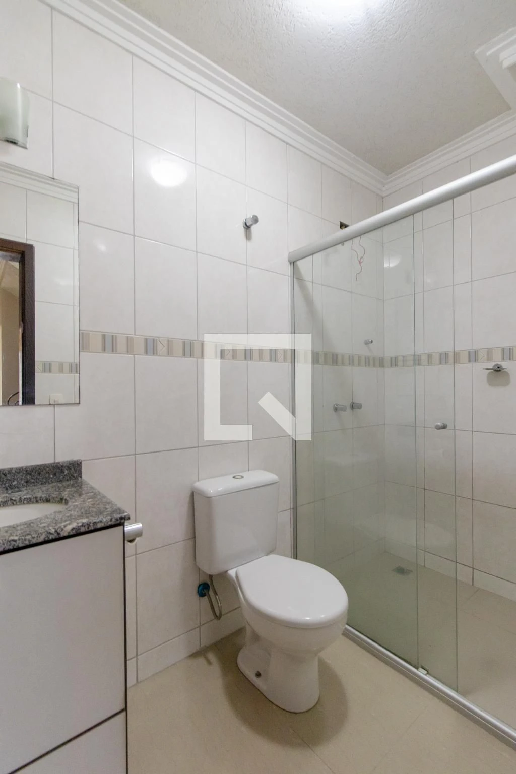 3-bedroom house with a private pool in Curitiba — photo 41