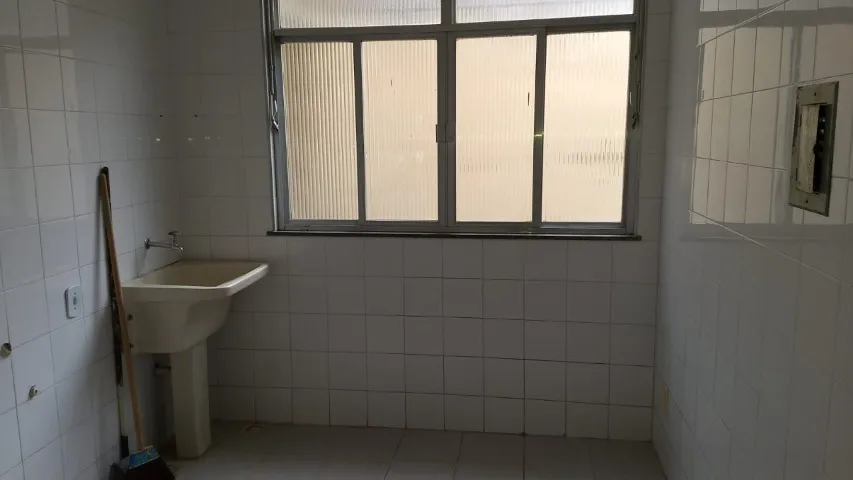 House with 1 bedroom and 1 bathroom — photo 2