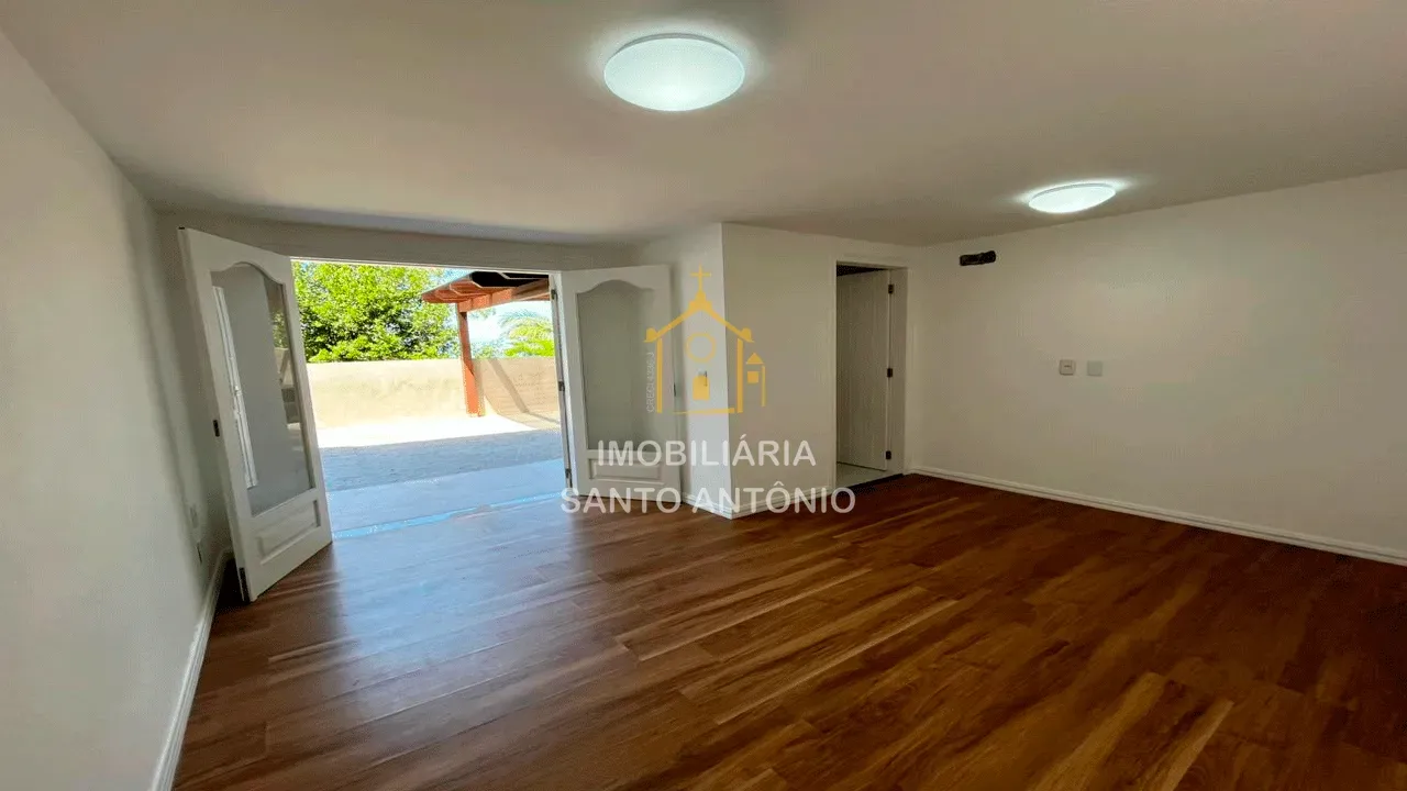 Меблированный дом: 3 спальни, 2 сьюта, 350 м² — photo 30