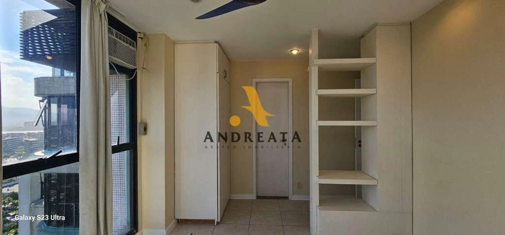 Apartamento com 3 suítes, varanda e 2 vagas na garagem — photo 9