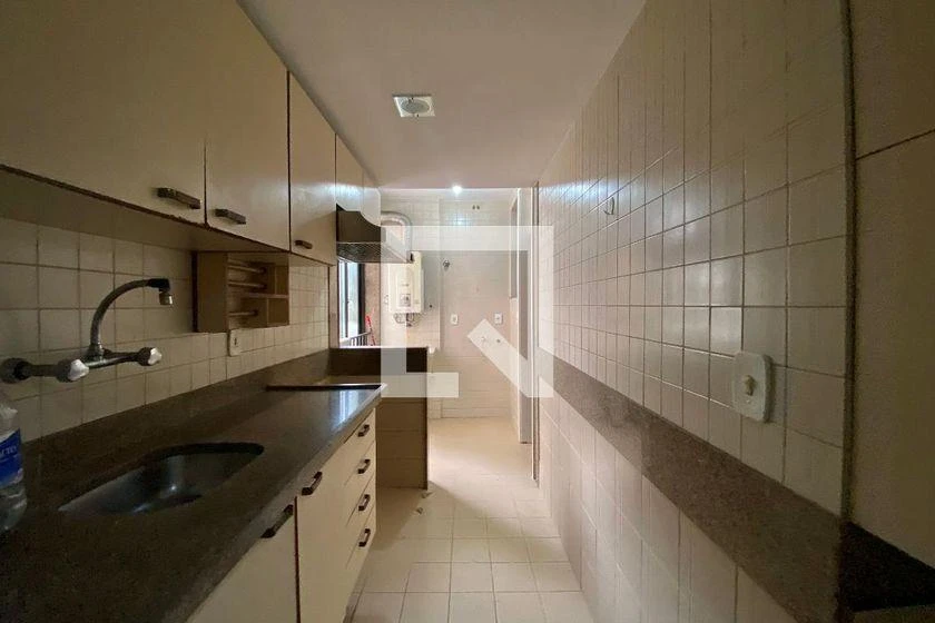 2-bedroom apartment with 103 m² and a balcony — photo 31
