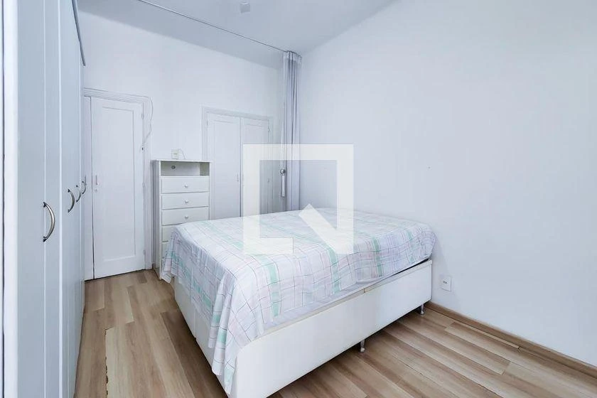 Washing machine in a one-bedroom apartment, 43 m² — photo 23