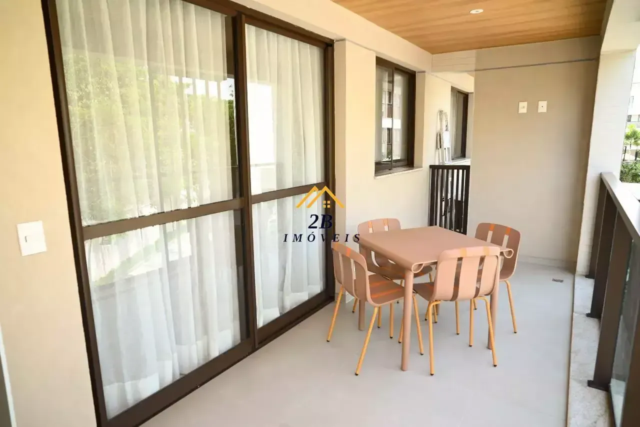 Furnished apartment with 2 bedrooms and 1 parking spot — photo 17
