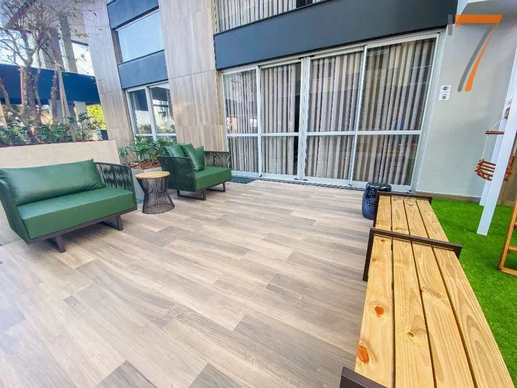 Furnished studio in a building with a coworking space — photo 37