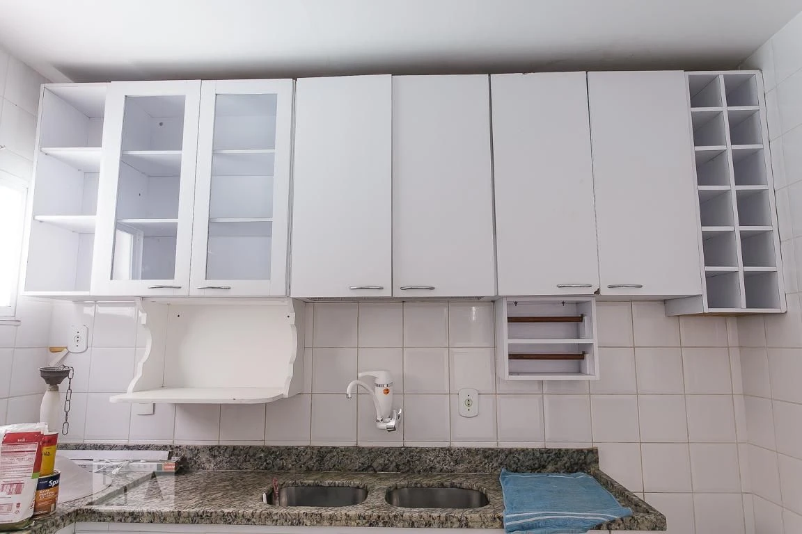 4-bedroom house with a bathtub — photo 17