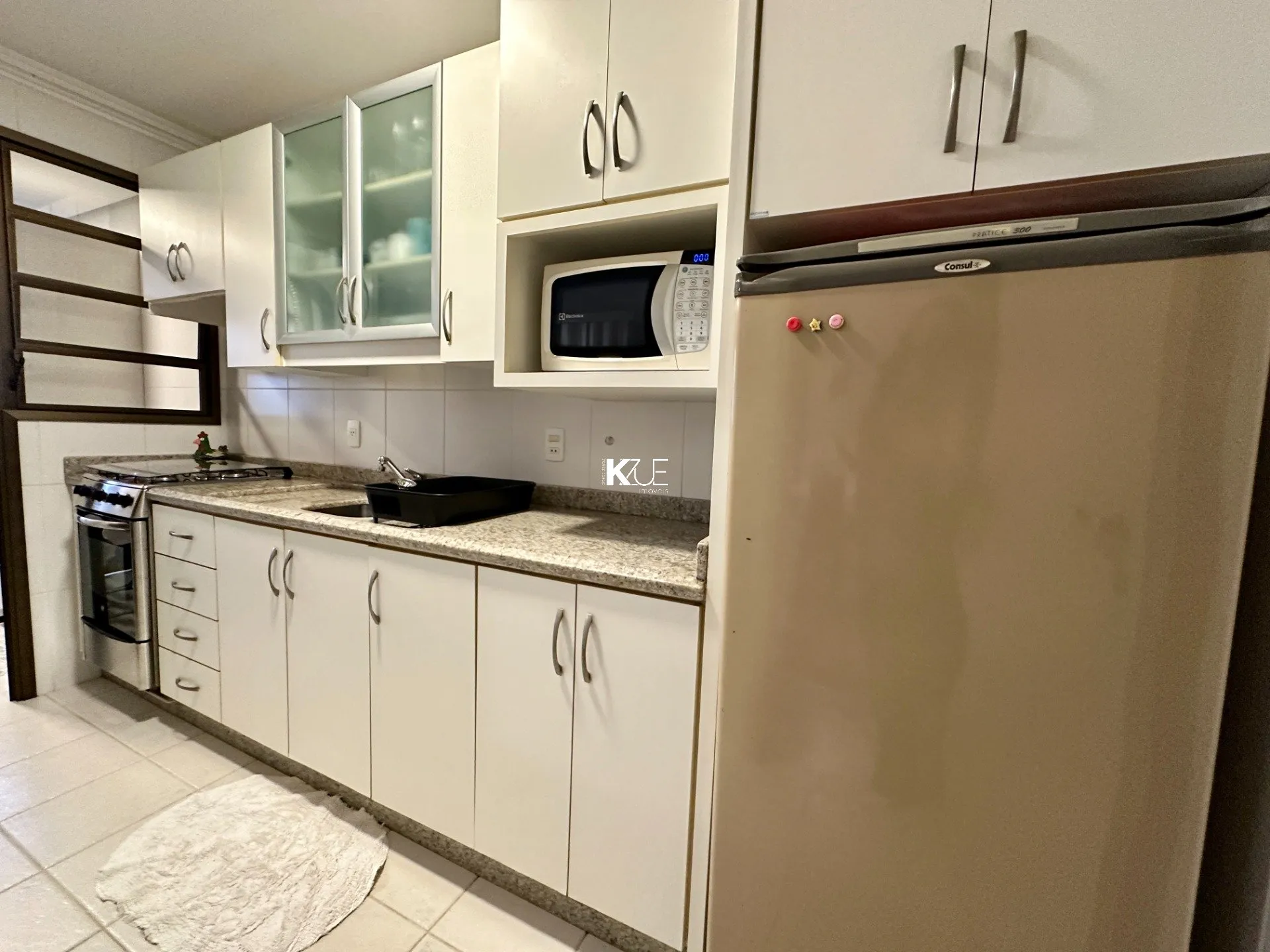 Furnished 2-bedroom apartment with suite and 89 m² — photo 4