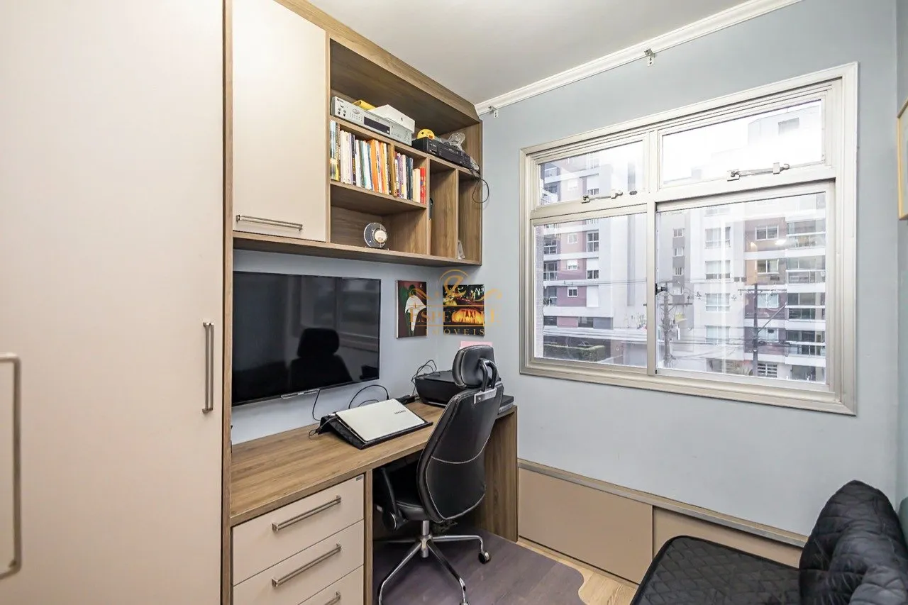 Мебльована квартира з 3 кімнатами на 146 м² — photo 14
