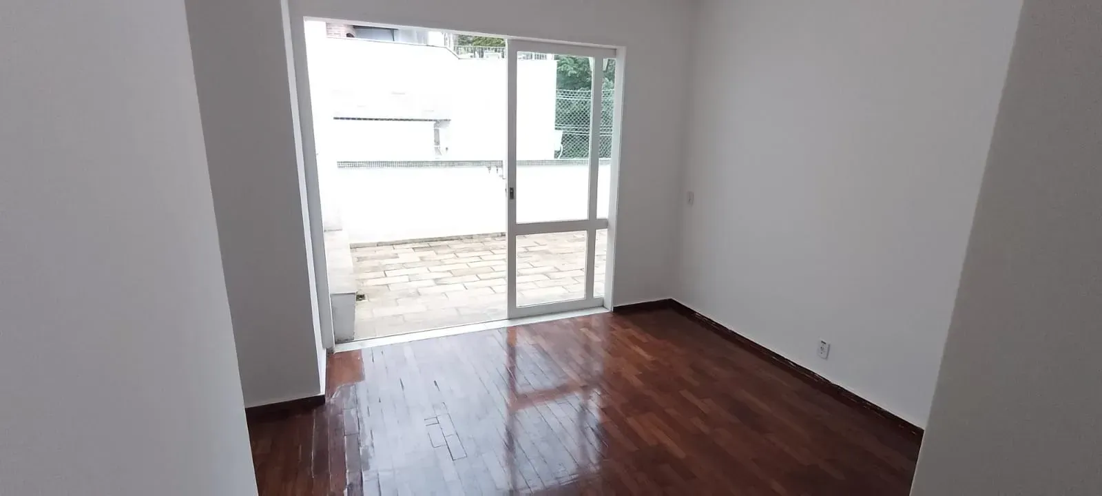 Rental penthouse with 377 m², 4 bedrooms — photo 32