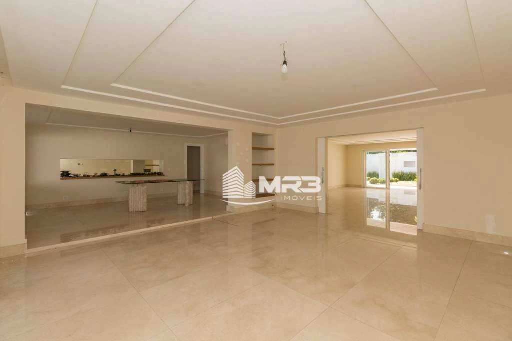 Gated house with 8 en-suite bedrooms and 20 bathrooms — photo 20