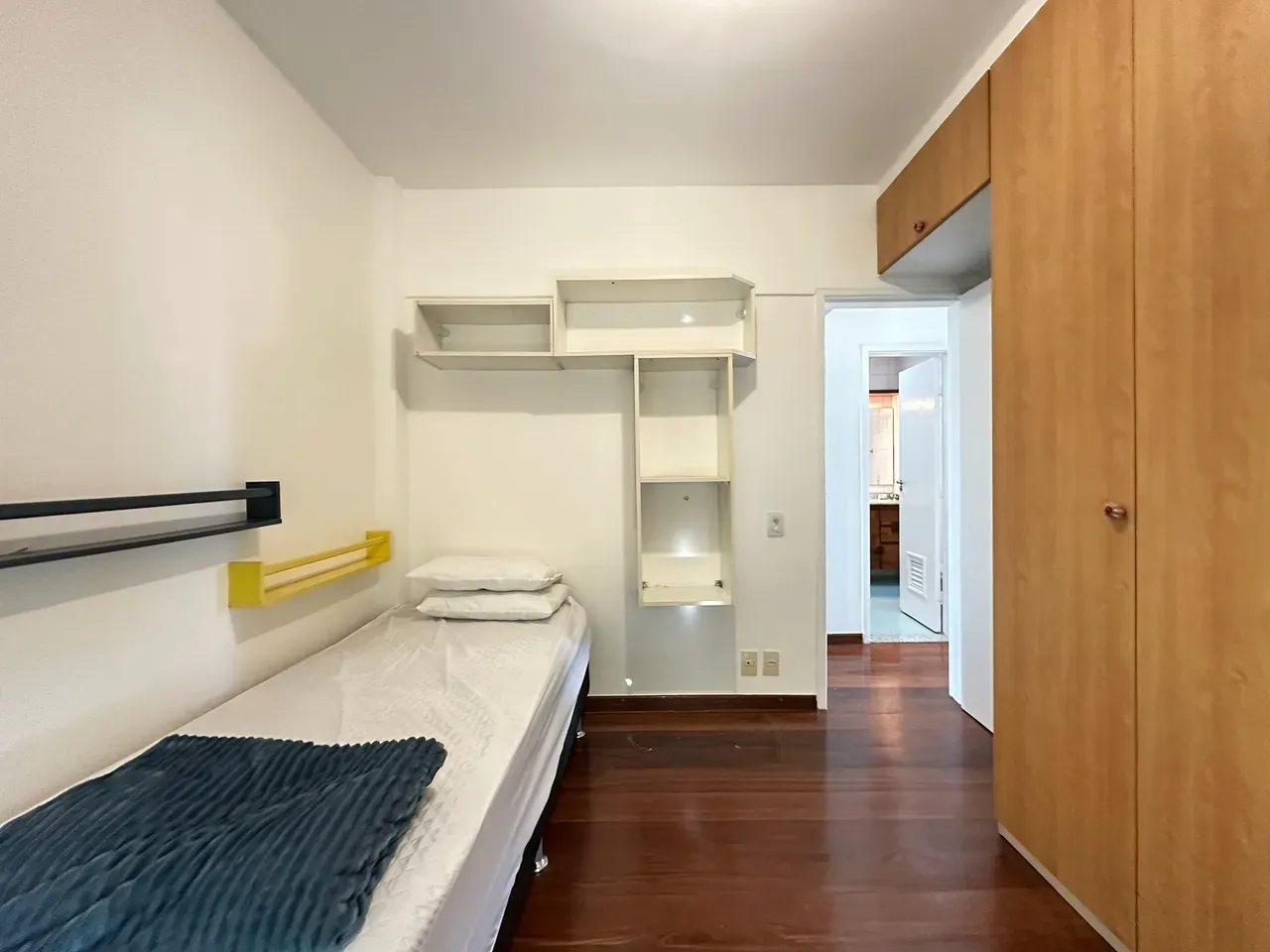 Apartment on the 4th floor with floor-to-ceiling windows — photo 20