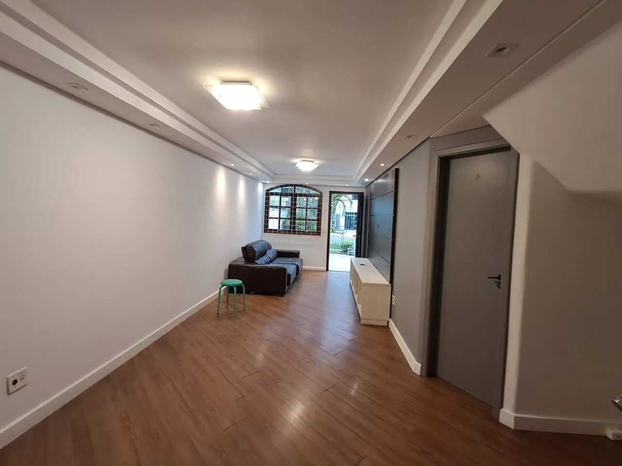 Будинок 138 м² з пральною машиною та балконом із грилем — photo 10