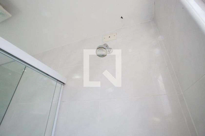 Departamento de 2 dormitorios con balcón cerrado con vidrio — photo 12