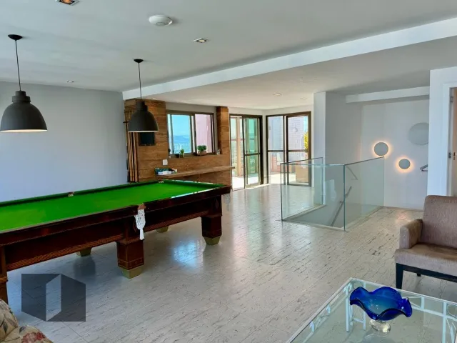Furnished penthouse apartment with 5 bedrooms and 5 baths — photo 57