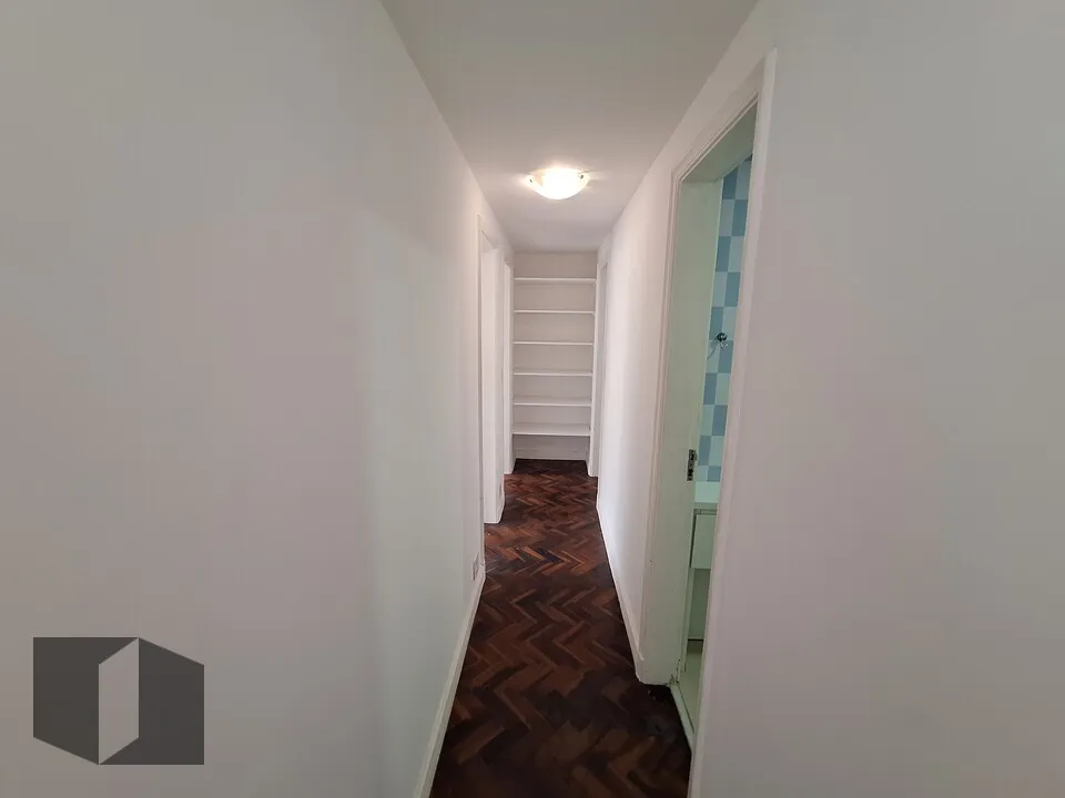 Apartamento com 3 quartos e vista para as montanhas — photo 17