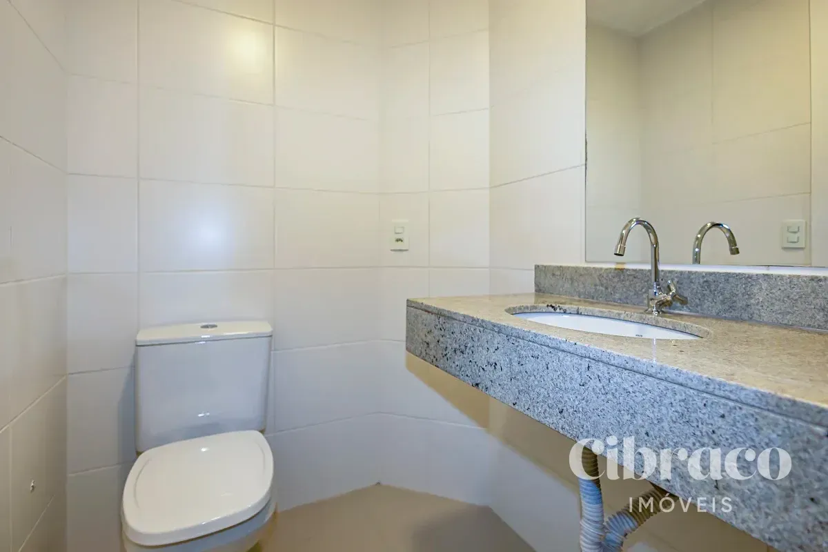 2-bedroom apartment with balcony and 2 parking spots — photo 18