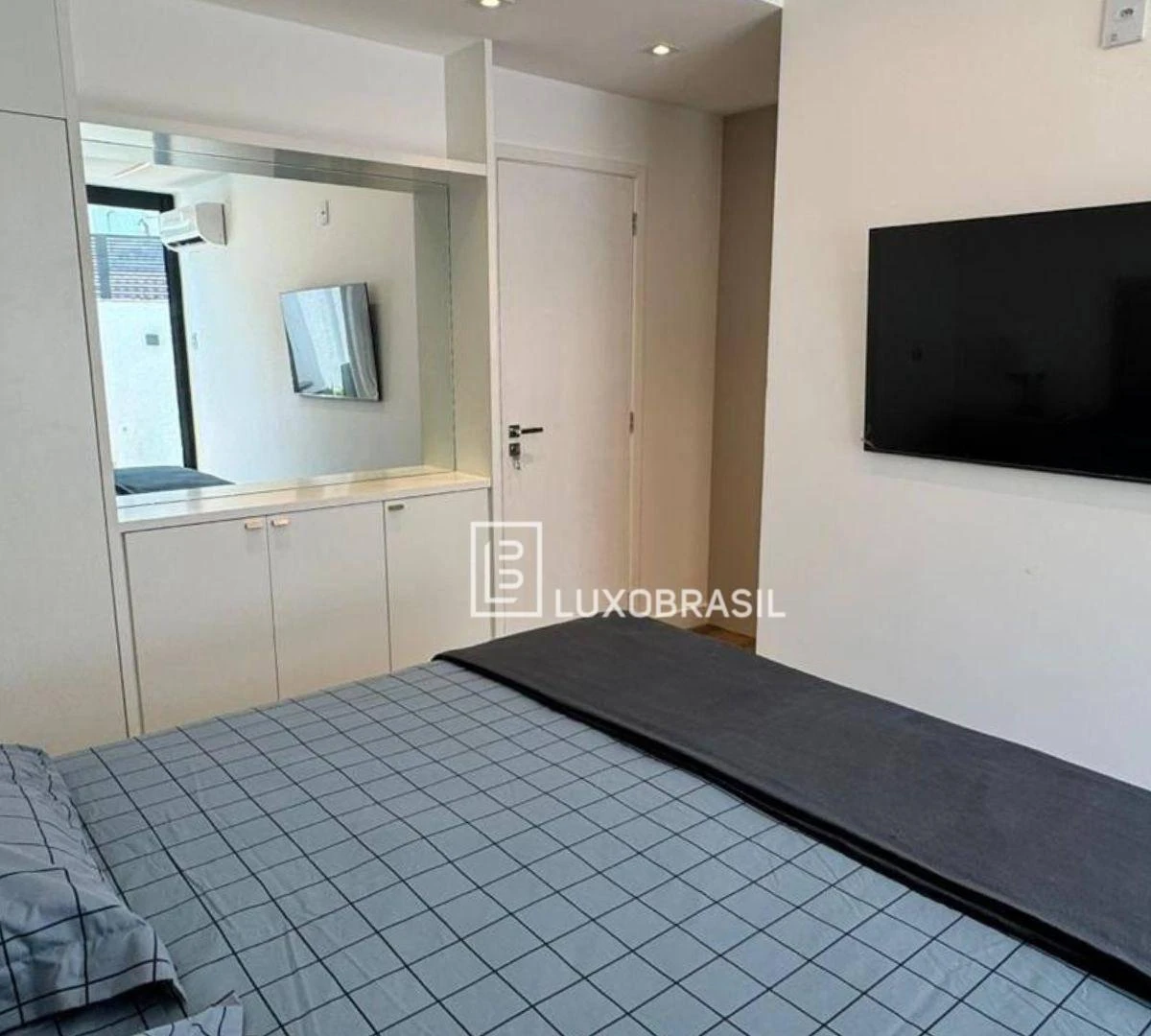 Casa mobiliada com 5 suítes e 300 m² com 2 vagas — photo 11