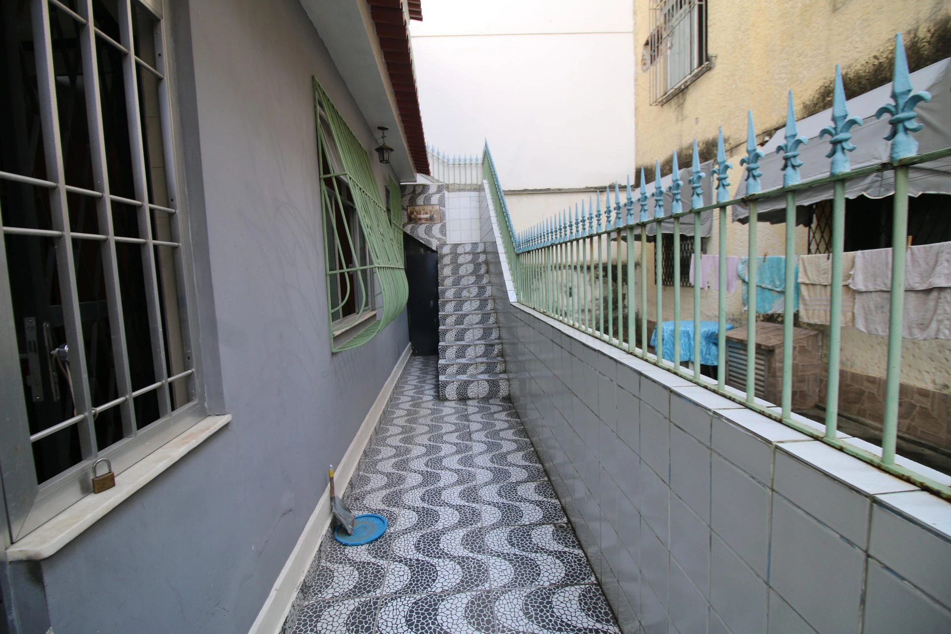 Casa mobiliada com 4 quartos e jardim privativo — photo 47