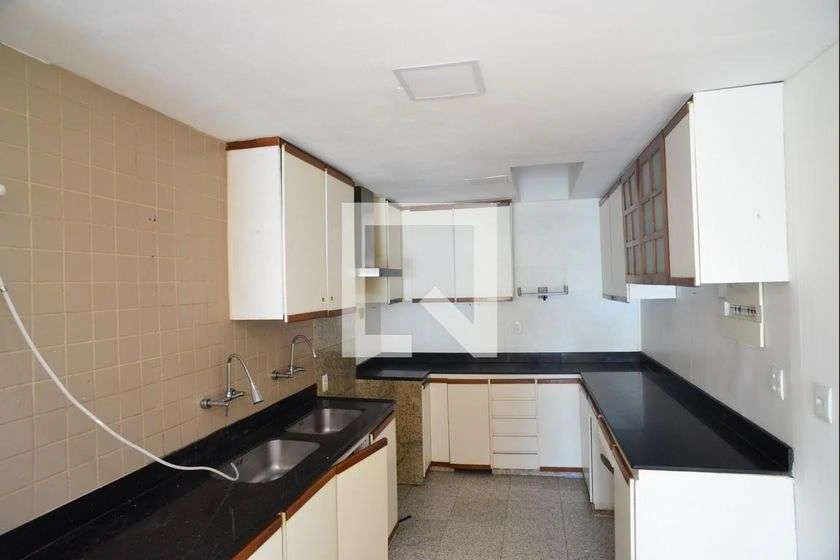 Unfurnished apartment with 2 en-suite bedrooms — photo 4