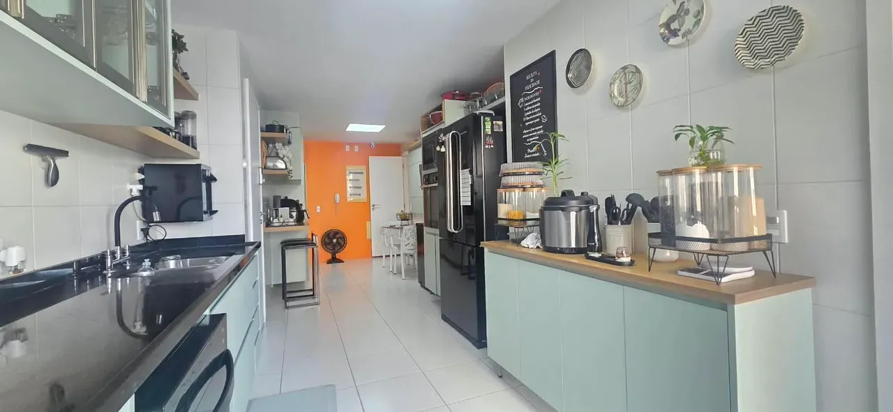 4 quartos e varanda envidraçada: apartamento de 227 m² — photo 4