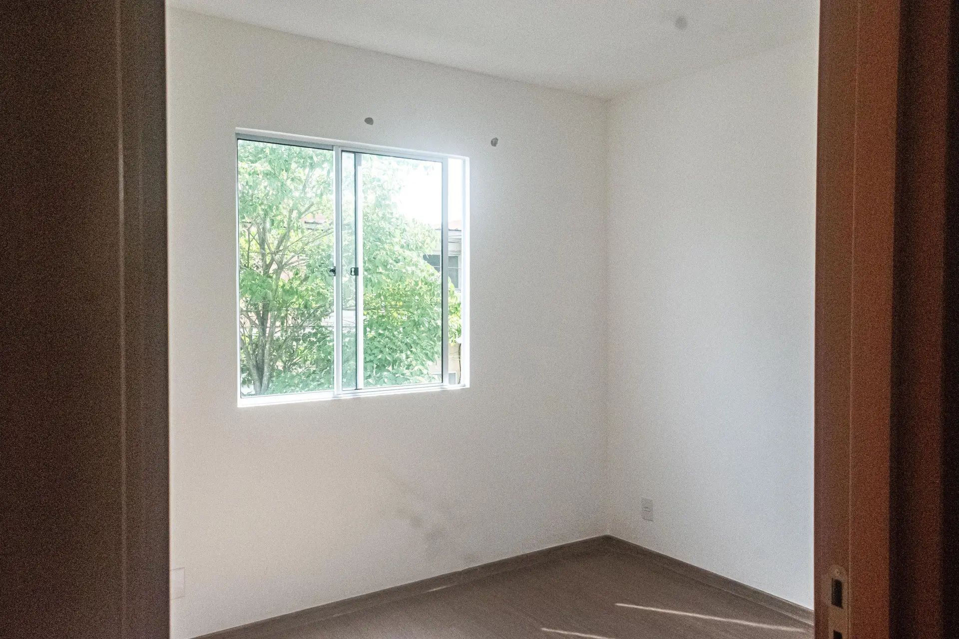 Apartamento sin muebles con 2 habitaciones y jardín privado — photo 36