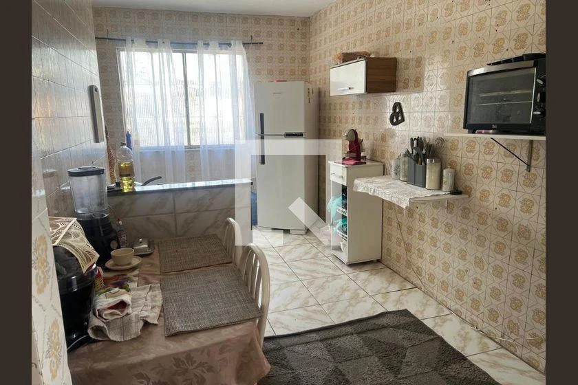 Casa para locação com 2 quartos e suíte, 90 m²