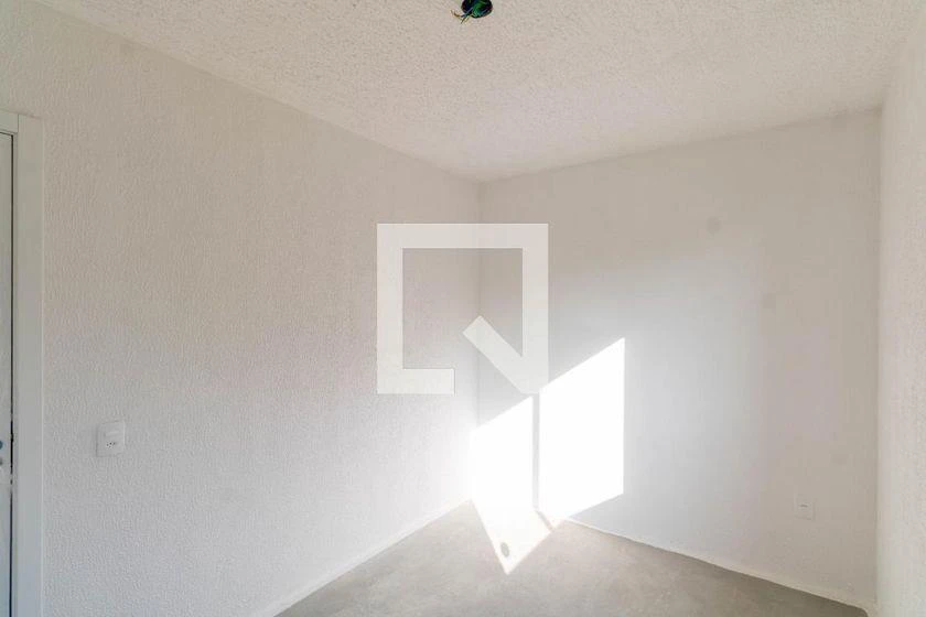 Apartamento sem mobília com 2 quartos e 1 banheiro — photo 33