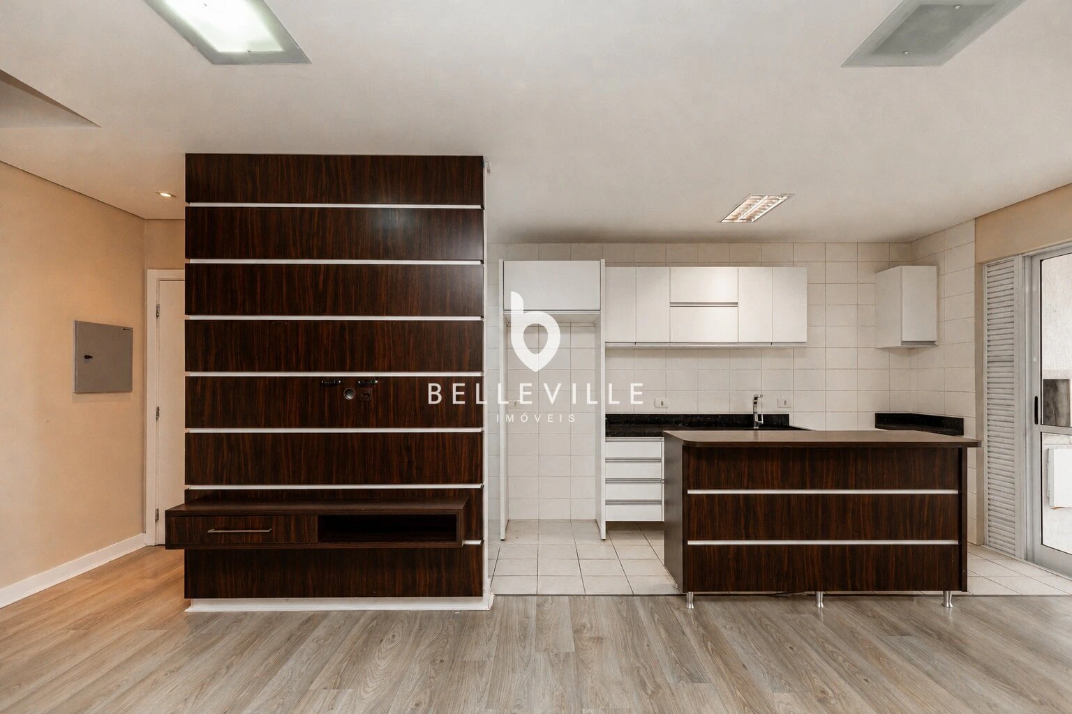 3-bedroom apartment with a grill on the balcony — photo 2