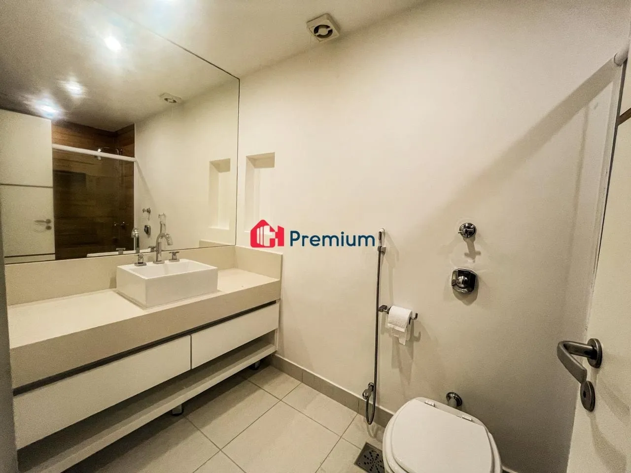 Apartamento para locação com 4 quartos e 4 banheiros — photo 19
