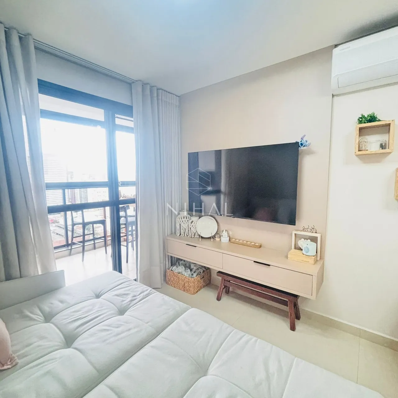 Furnished 1-bedroom apartment with 1 bathroom — photo 4